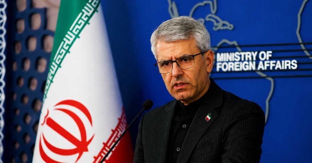 امریکا کے ساتھ پیغامات کا تبادلہ جاری، ایران اسماعیل بقائی کا کہنا ہے کہ واشنگٹن ماضی میں مذاکرات کے دوران دھوکا دے چکا ہے۔