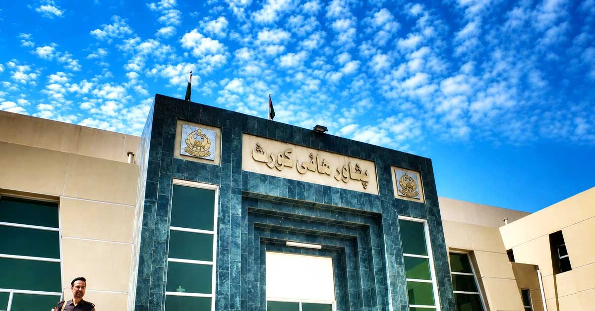پشاور ہائیکورٹ کی قائداعظم کو نادرا بورڈ میں پیش ہونے کی ہدایت قائداعظم نامی شہری تاجر ہیں نادرا نے اس کا شناختی کارڈ بلاک کیا ہے