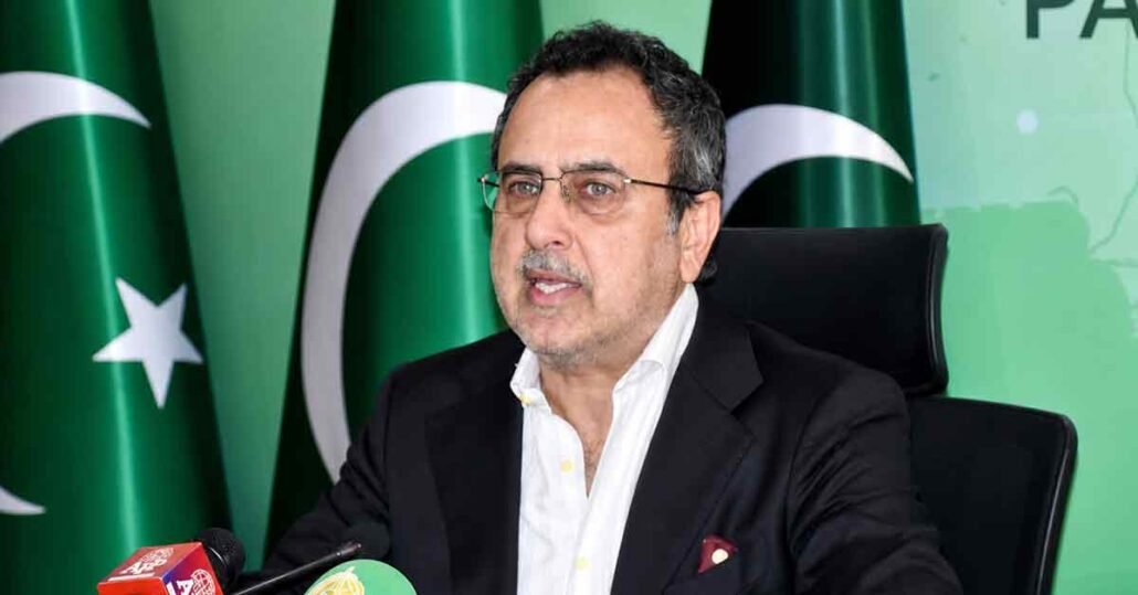 بجلی بلوں میں 200 یونٹ کی شرط ختم کرنے پر کام کر رہے ہیں، اویس لغاری